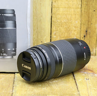 Lensa Tele Canon EF 75-300mm III ( Fullset )