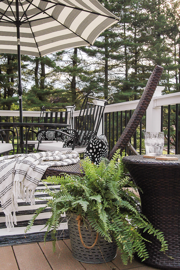 Simple and Beautiful Black and White Summer Deck Little House of Four