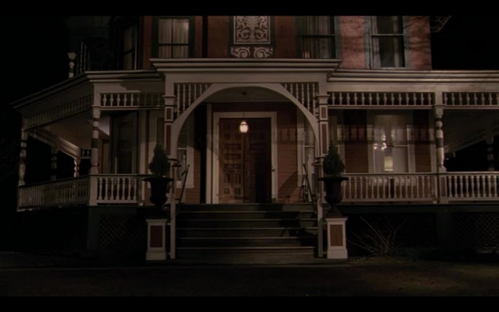 дом дьявола. дом дьявола режиссёр: тай уэст. дом дьявола режиссёр: тай уэст. дом сатаны. дом сатаны.