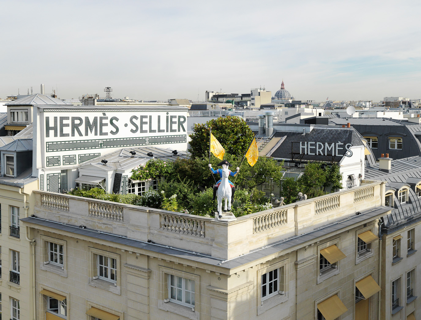 Barcelona, España - 5 De Febrero: Tienda Principal De Hermes En El