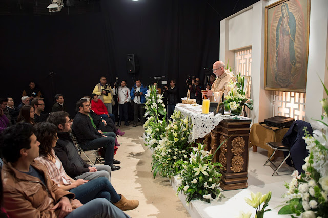 misa por el inicio de grabaciones de que pobres tan ricos