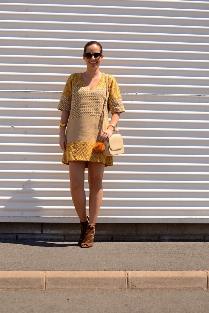 zara-jacquard-yellow-mini-dress-outfit