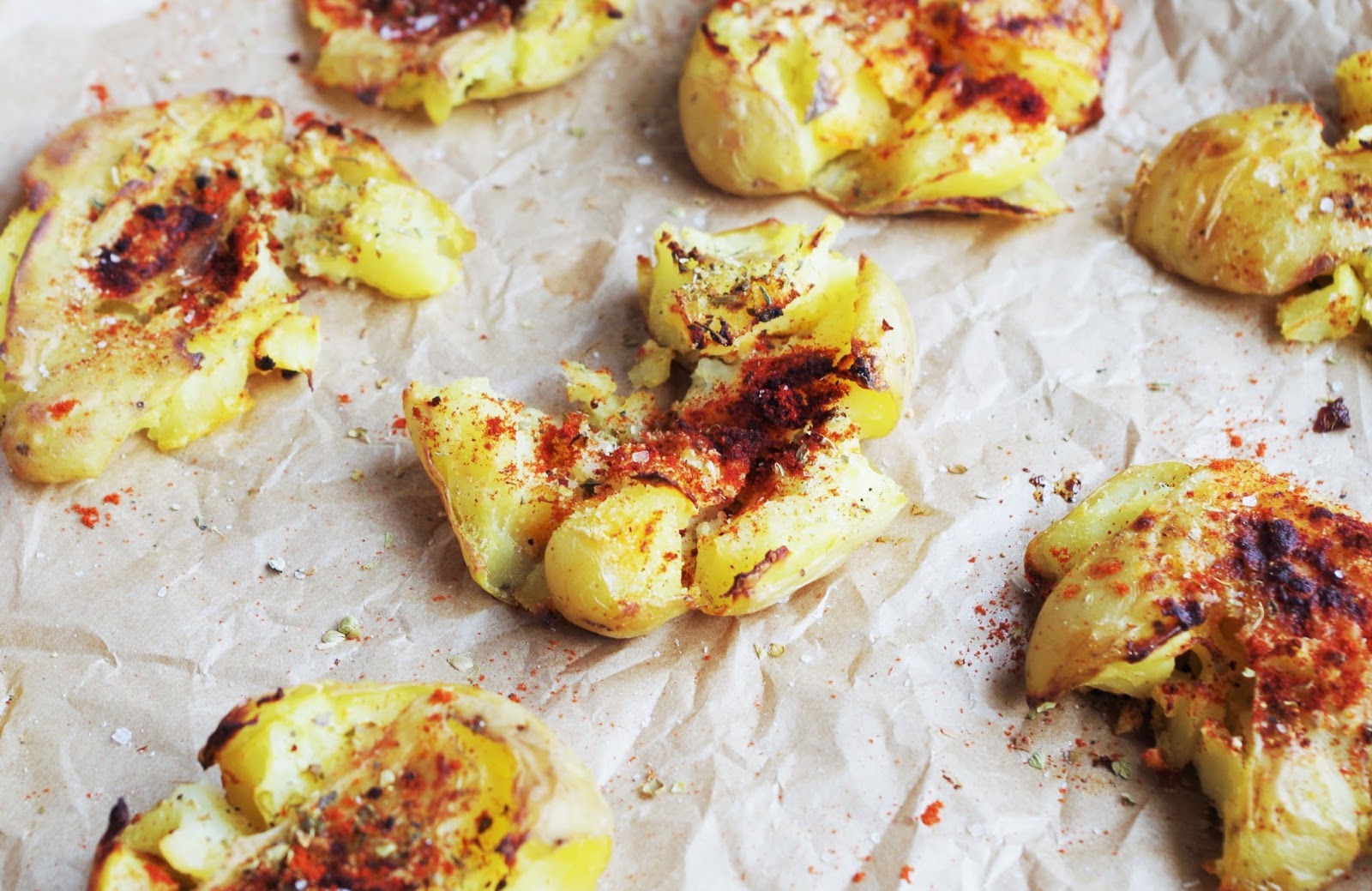 Smashed Paprika Potatoes |Euphoric Vegan