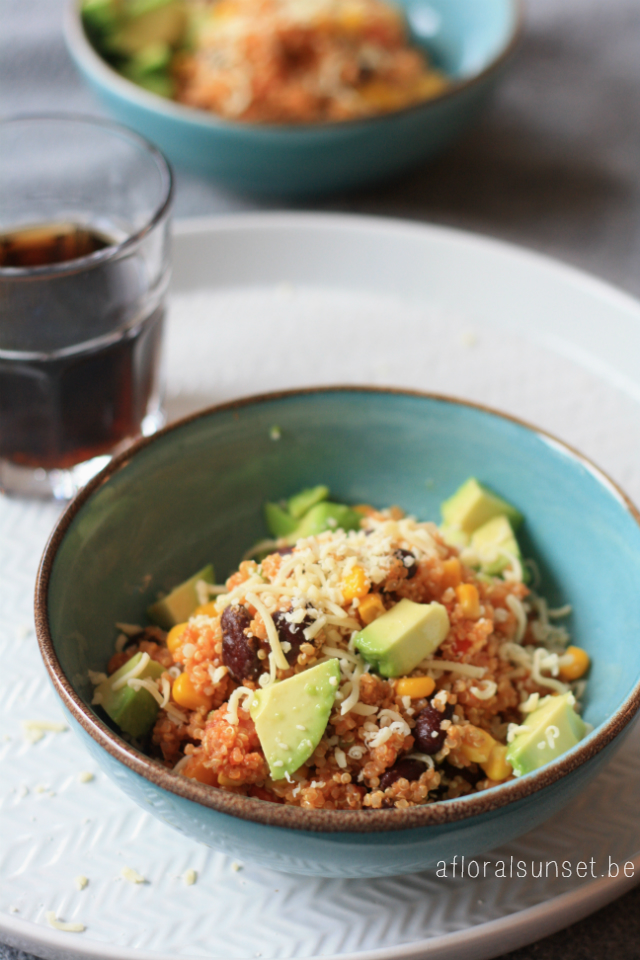 Mexicaanse (vegetarische) quinoa - a floral sunset