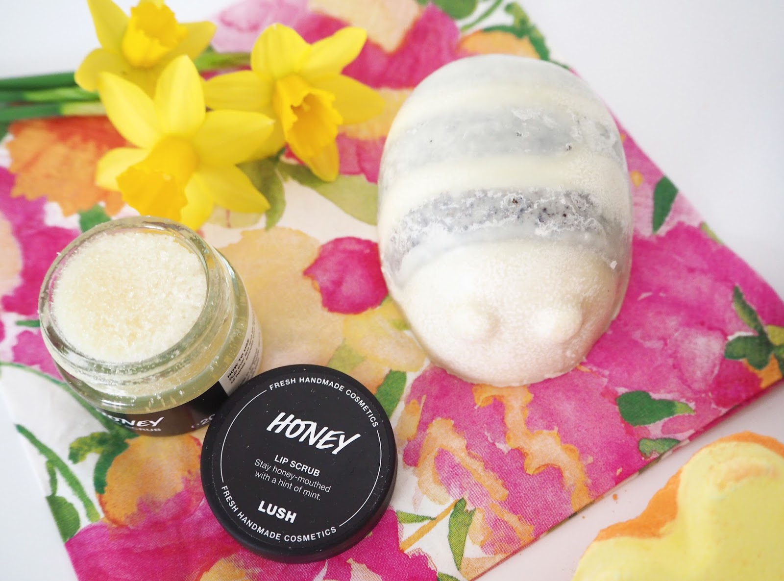 Lush Mother's Day Collection 2017,  Katie Kirk Loves, Lush Cosmetics UK, Lush 2017, Beauty Blogger, UK Blogger, Gifts For Her, Mother's Day Gifts, Gift Ideas, Lush Review, Lush Gifts, Bath & Body Products, Blogger Review