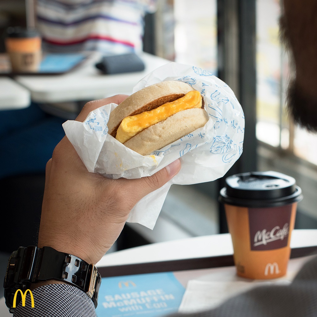 Pinoy's Favorite Breakfast is Now at McDo's Cheesy Eggdesal