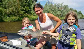 Rogue-river-salmon-fishing