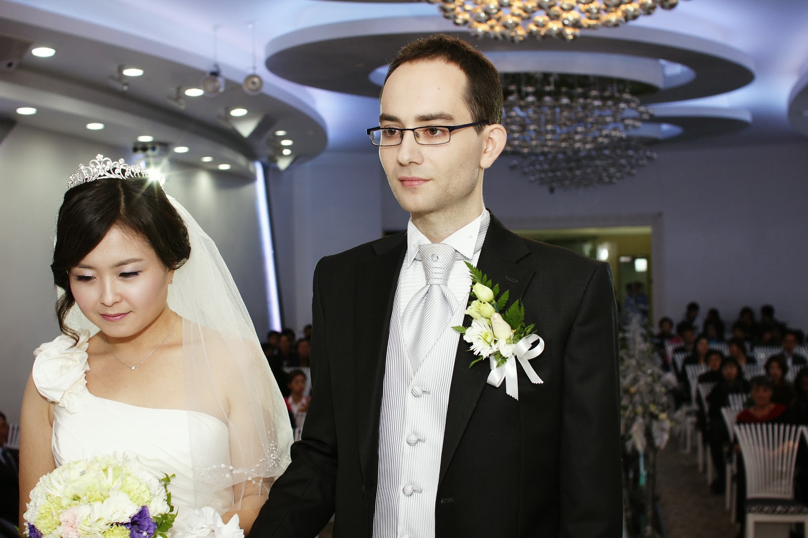 G'Day Korea Getting Engaged and Married in Korea