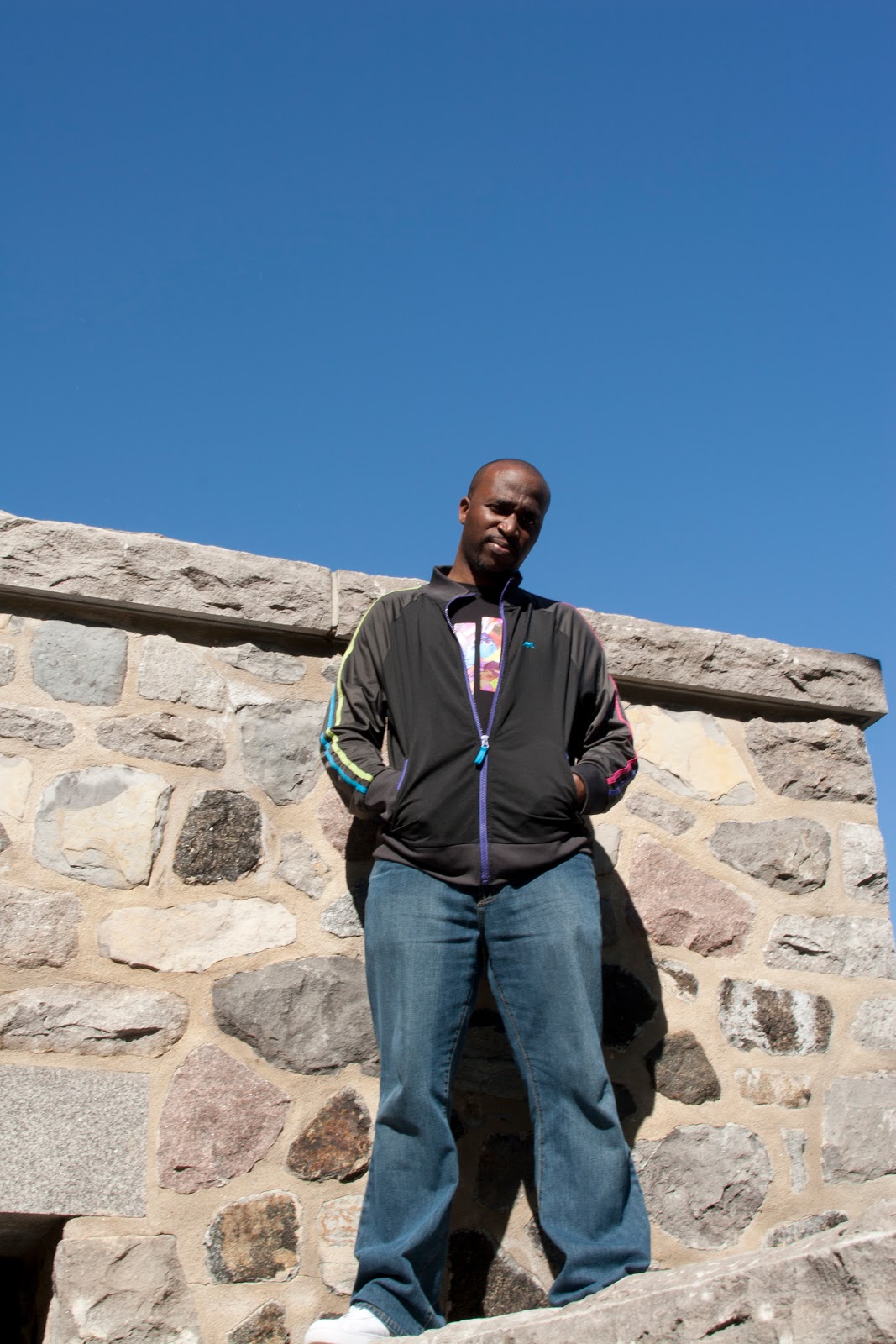 ITSMUSICCAFE: NIGERIAN-CANADIAN RAPPER, TECK ZILLA DROPS COLLABOO ALBUM ...