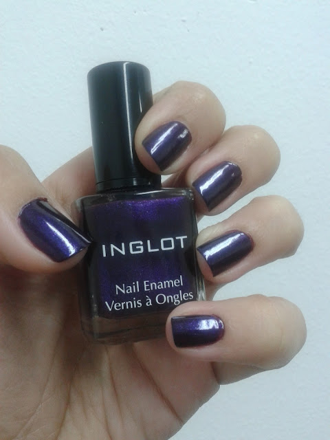 Marilina B. Makeup Esmaltes Inglot