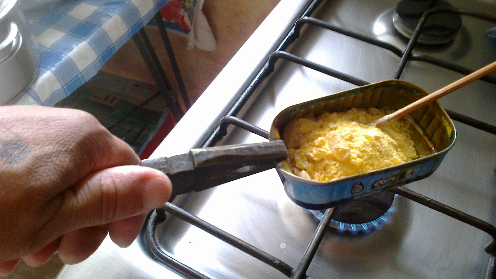 Barro e Cordas Preparando o Breu Barro e Cordas Preparando o Breu