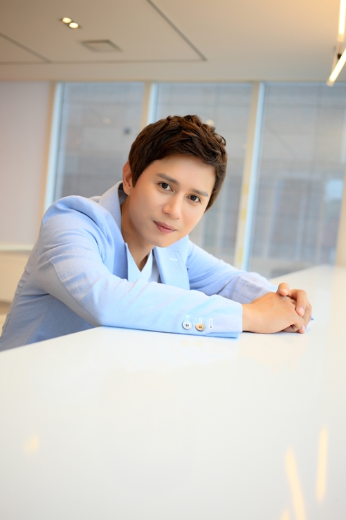 BIODATA ARTIS KOREA: FOTO KIM MIN JONG