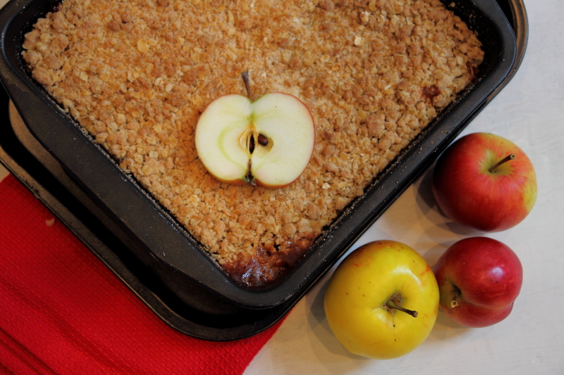 Cinnamon Apple Crumble