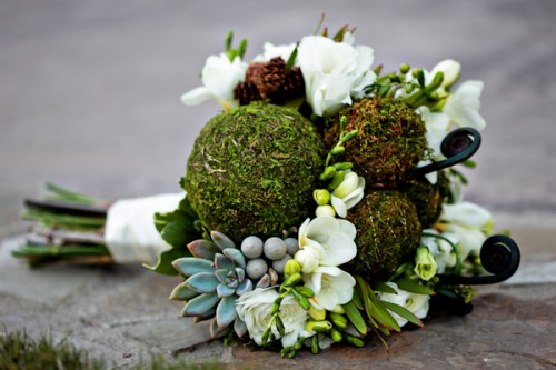 Several of our previous clients have incorporated moss into their wedding