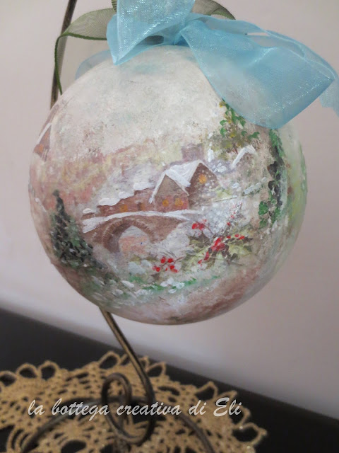 paesaggio-a-decoupage-su-pallina-in-plexiglass