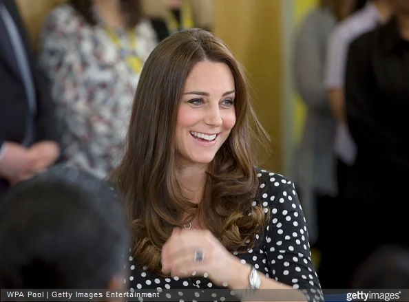  Catherine, Duchess of Cambridge visits the Brookhill Children's Centre in Woolwich