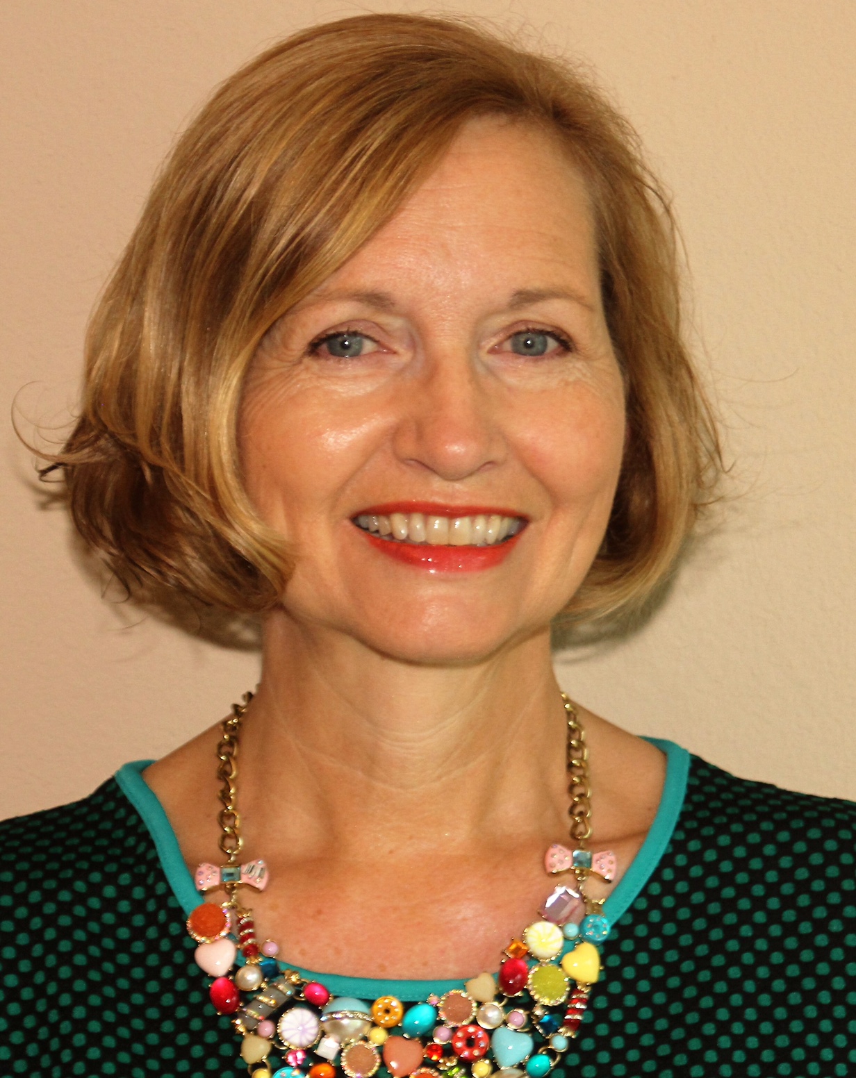 Reading, Writing, and the Stuff InBetween Lenora Worth and Free Books!