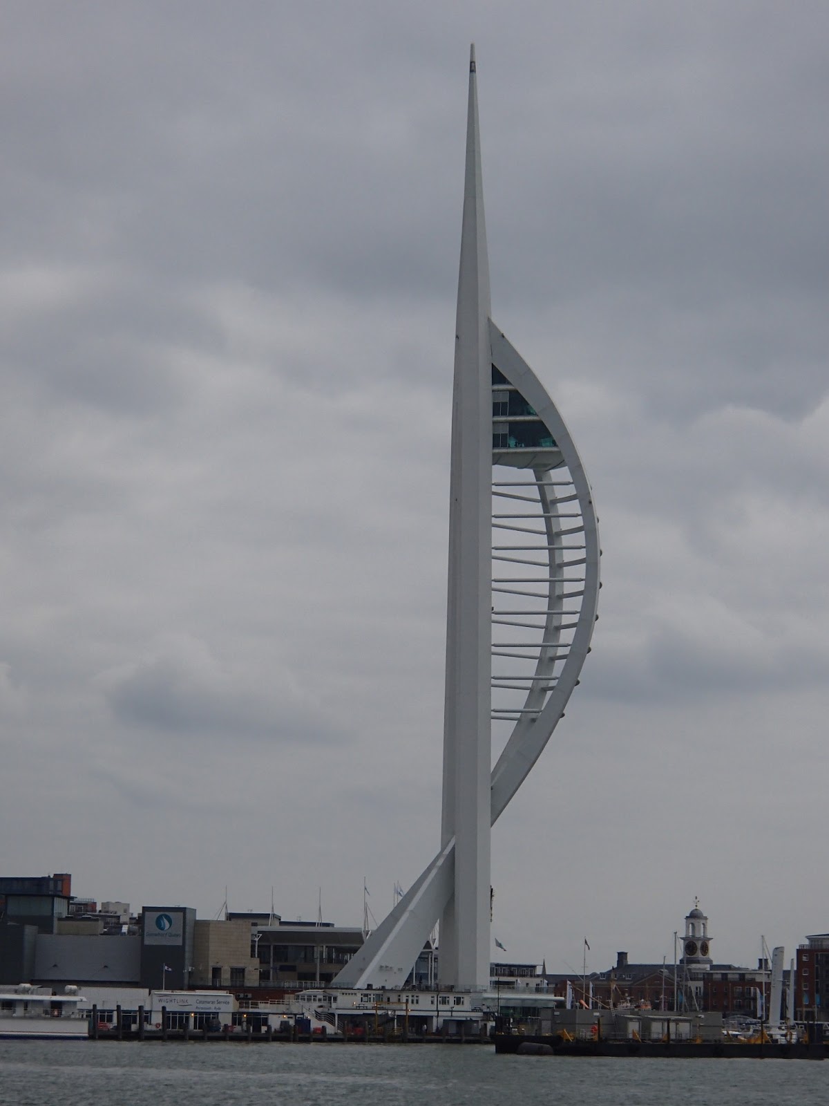 tour of portsmouth harbour