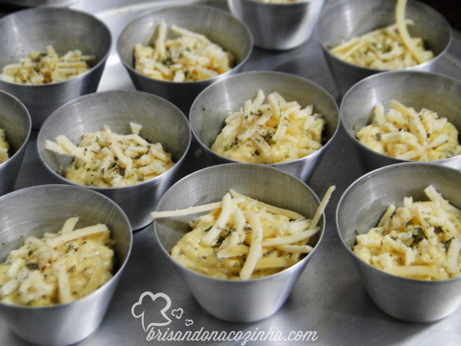 Brisando na Cozinha Muffins de parmesão do Starbucks