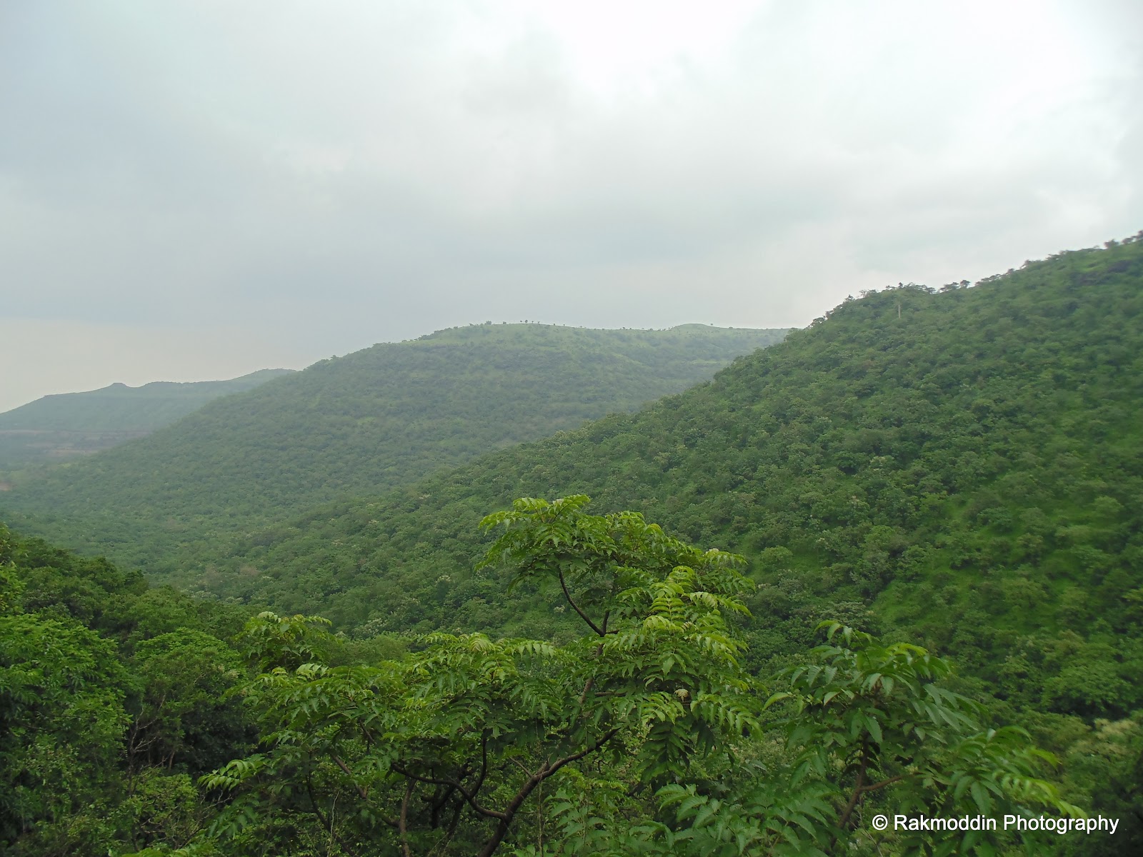 Monsoon bike ride to Madhe Ghat