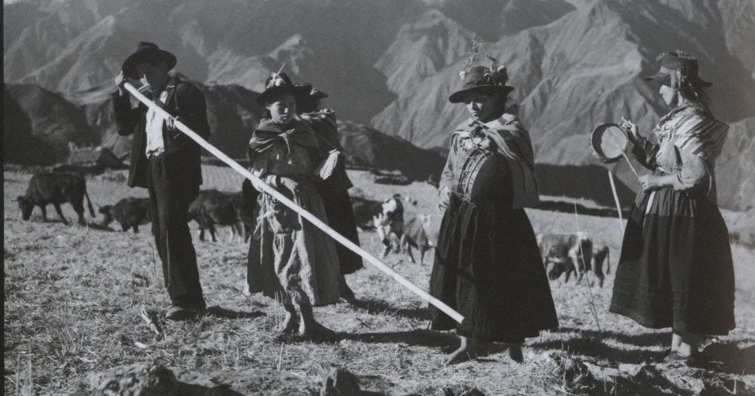 SAPOSAQTA LOS INSTRUMENTOS MUSICALES DEL SANTIAGO