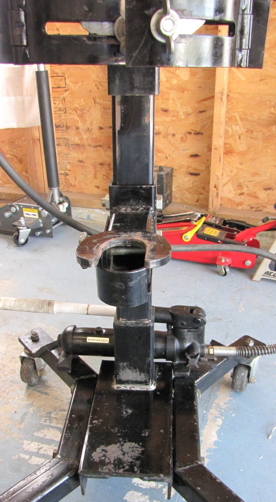 1998 M Roadster Hydraulic Strut Compressor