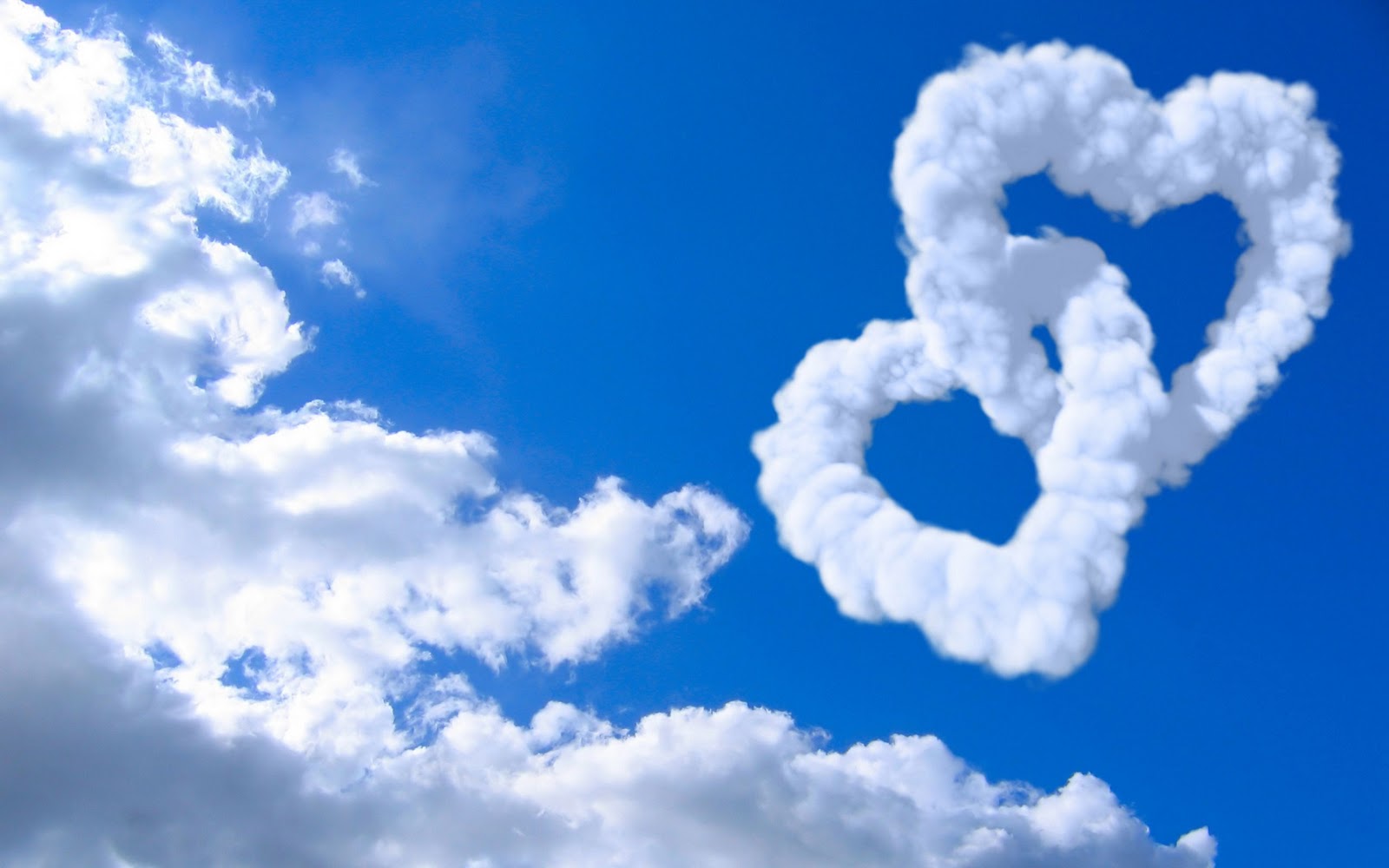 http://2.bp.blogspot.com/-XL8ks3tSBts/TygKoZsPJ2I/AAAAAAAAC8k/oySSJd9rKoU/s1600/love_hearts_clouds_in_blue_sky-wide.jpg
