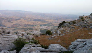 El Torcal de Antequera. El Torcal de Antequera.