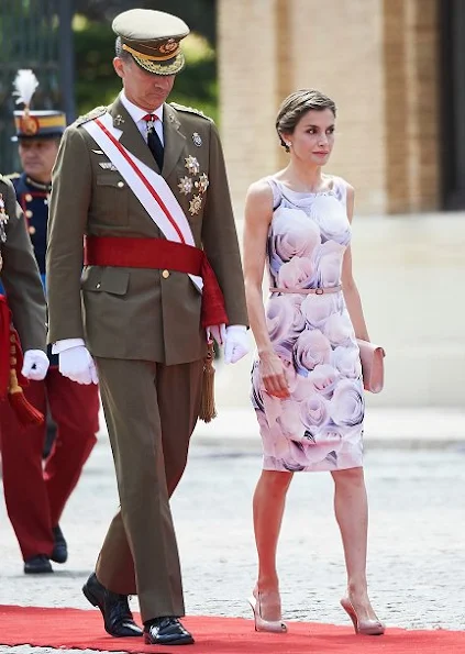 Queen Letizia attend a Military Event, Letizia wore Hugo Boss Floral Dress, Felipe Varela Clutc bag, Tous Jewelers, Magrit shoes