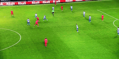 라키티치가 한 시즌만에 꾸레들의 보물이 된 이유.gif | 인스티즈