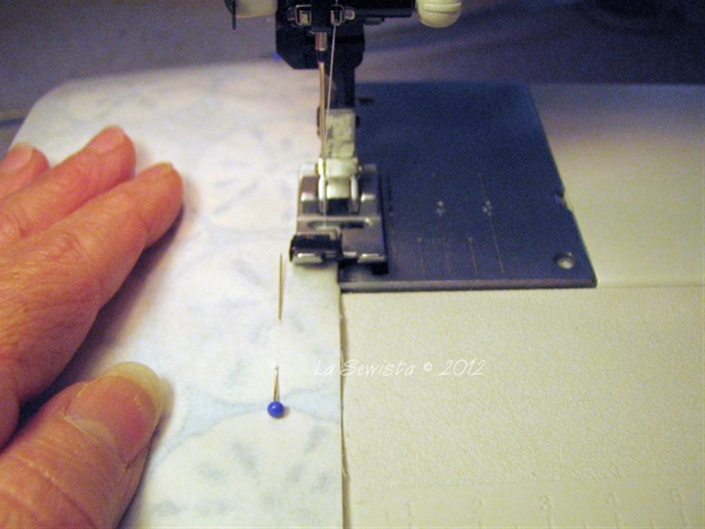 Part 1: Fast and Easy Hems! (Rolled hem)