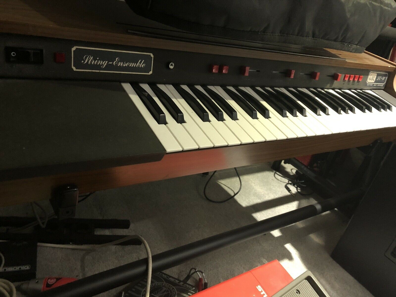 MATRIXSYNTH ARP SOLINA STRING ENSEMBLE SE1V w/ Kenton MIDI