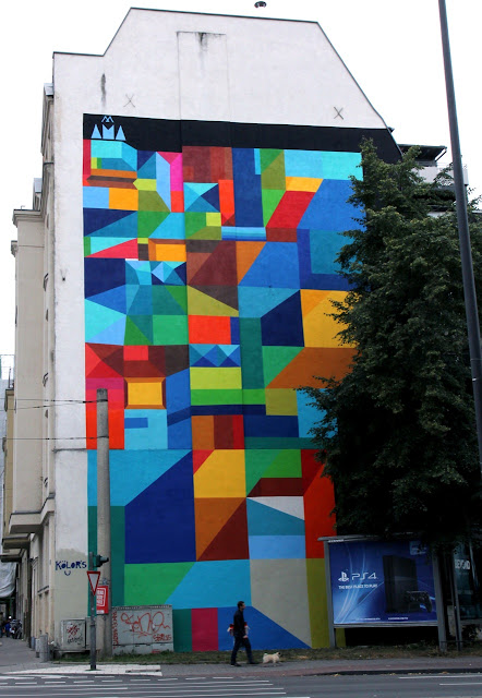 Abstract street art by Gais in Cologne - front shot