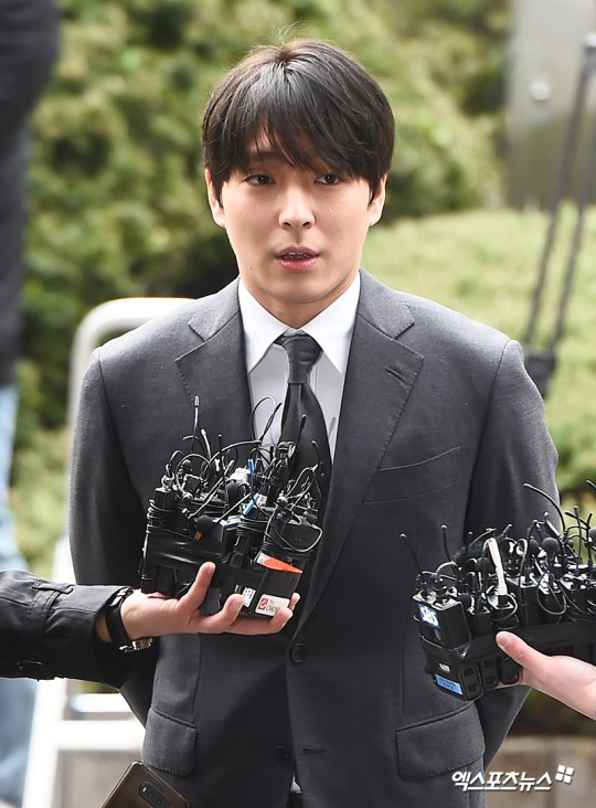 Choi Jong Hoon polis sorgusu için karakoldaydı