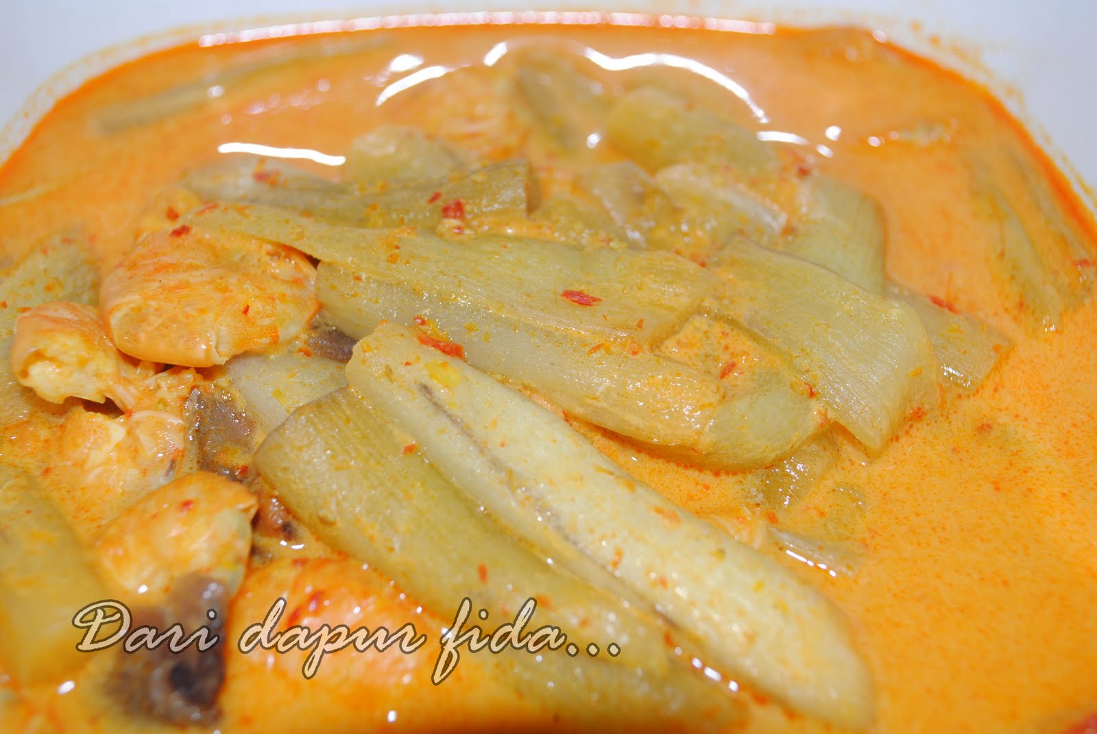 SuperMama Batang Keladi Masak Lemak Merah