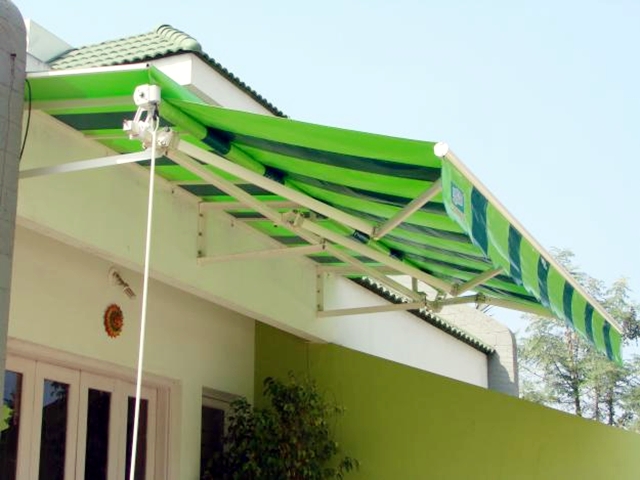 Awning Gulung / Canopy Gulung Bogor Jasa Pembuatan Tenda