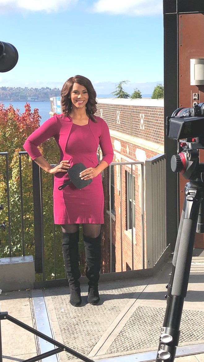 THE APPRECIATION OF BOOTED NEWS WOMEN BLOG A CRAZY QOOL AND