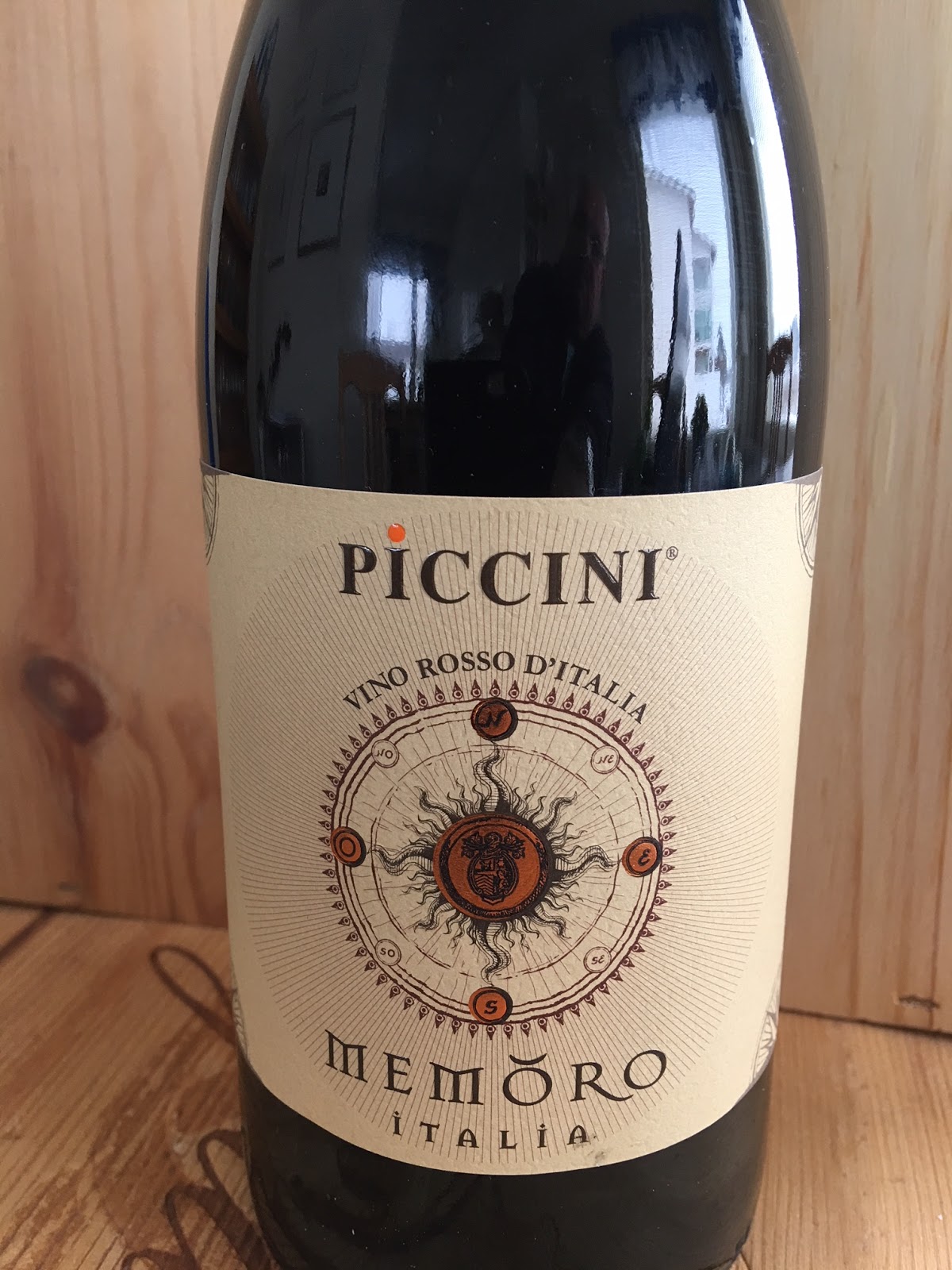 Dionysos viiniblogi: Piccini Memoro Rosso, 11,91