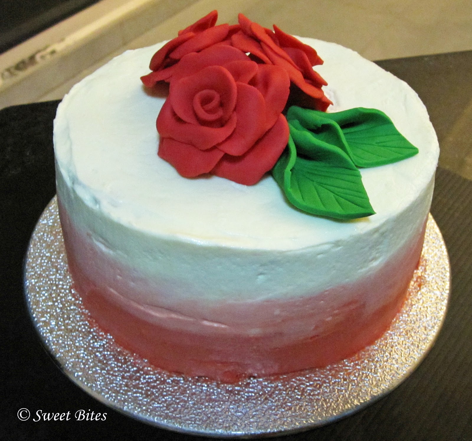Sweet Bites Red Velvet Cake with Fondant Rose