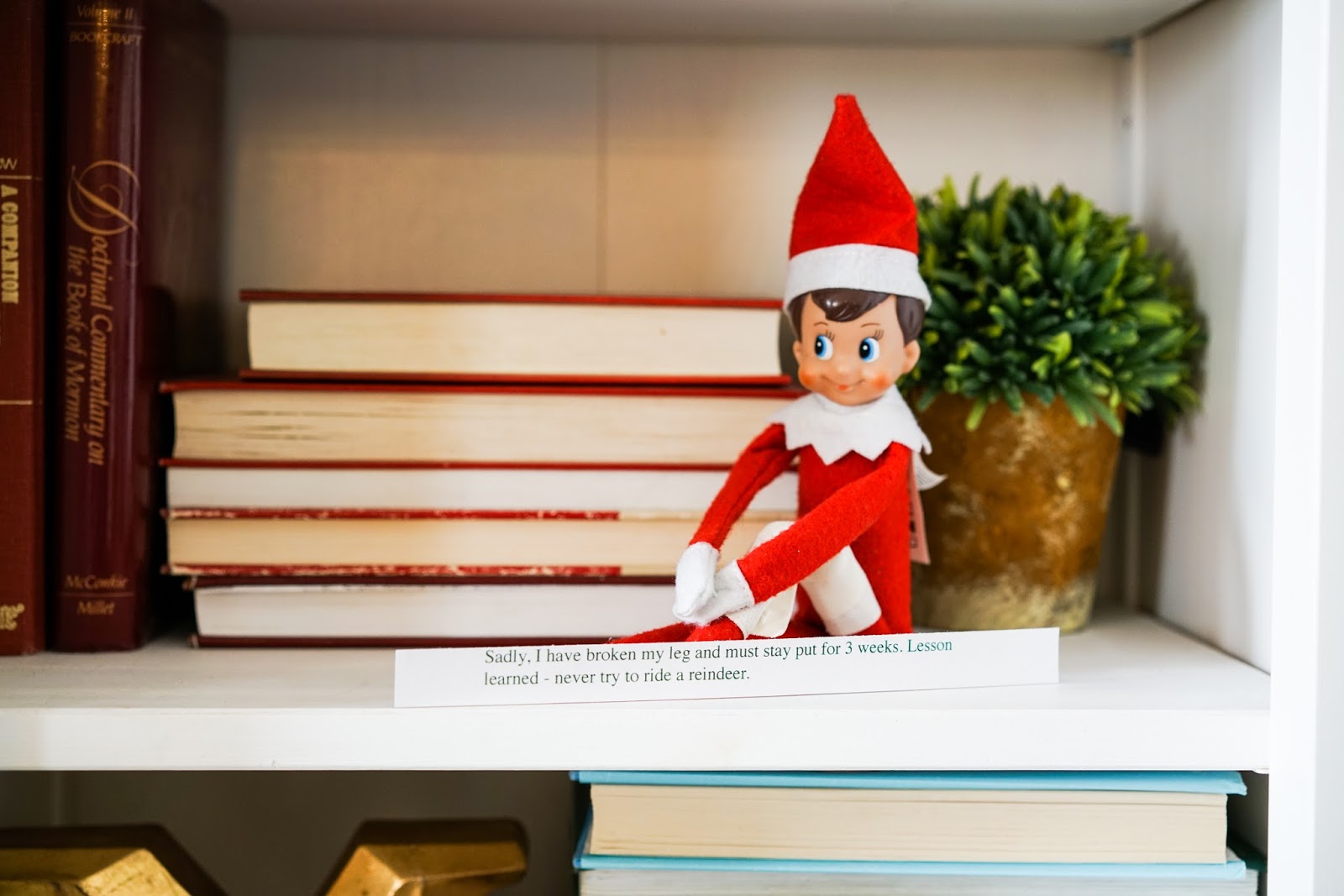 do it yourself divas 9 Ways To Make Your Elf on the Shelf Stop Moving Every Night