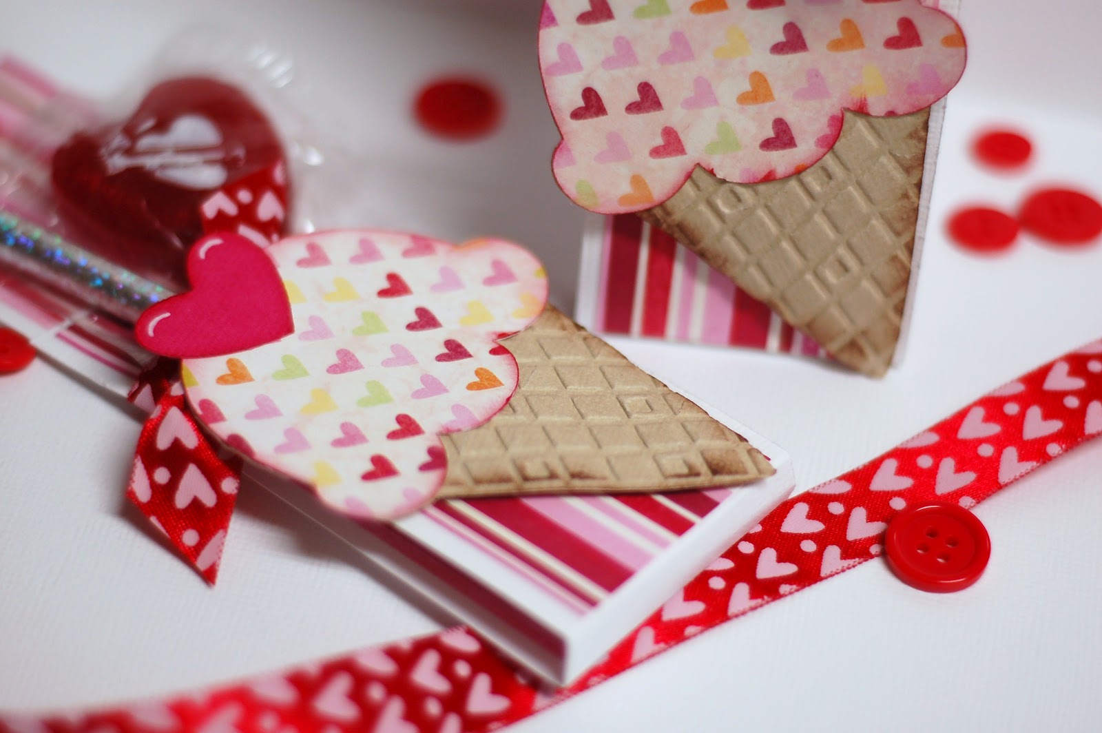 Paper Creations by Kristin: Valentine Pencil & Lollipop Holder