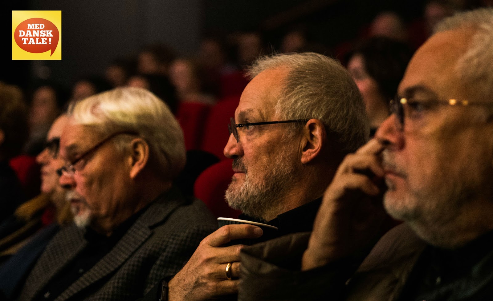 MED DANSK TALE ALADDIN (1992) Billeder fra Cinemateket