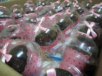 muffin choc chip + dome casing +ribbon