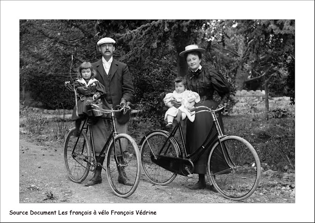 https://vimeo.com/laurentvedrine/la-reine-bicyclette