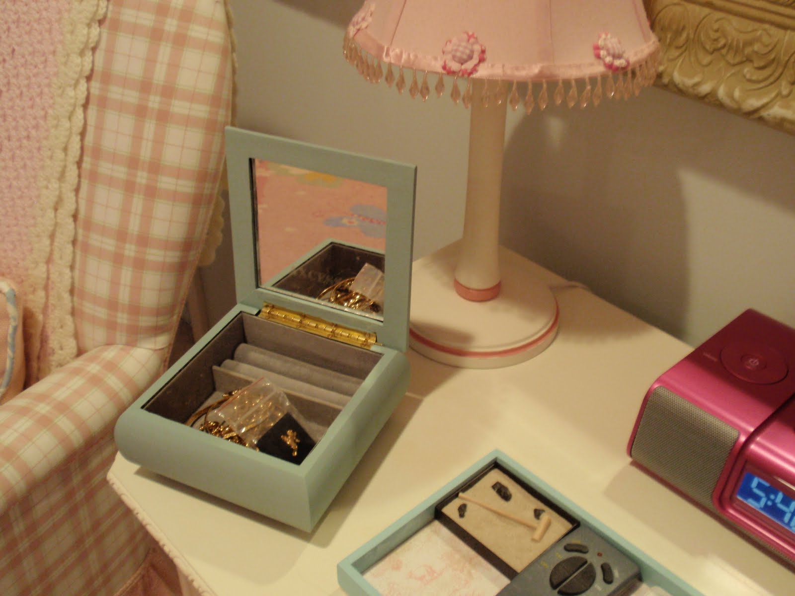 DIY by Design Chalk Paint Jewelry Box
