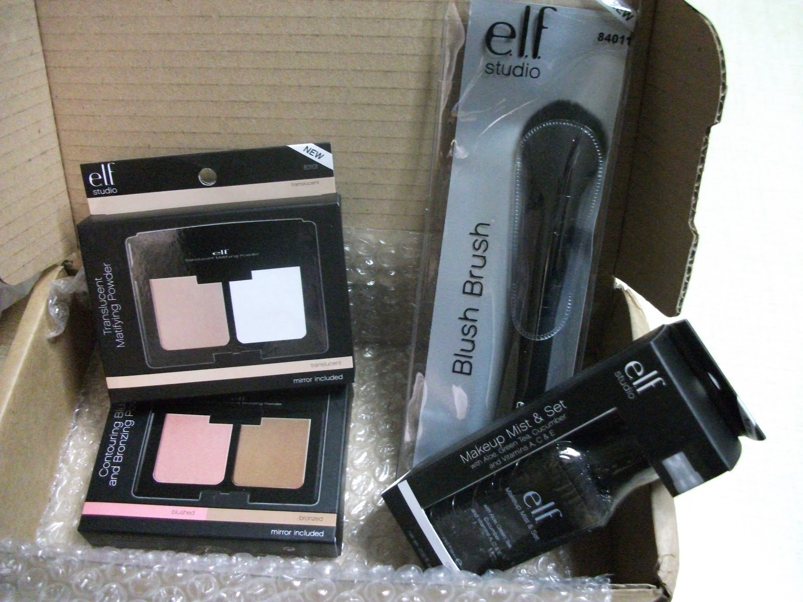 ELF studio translucent mattifying powder [review with swatches !!]