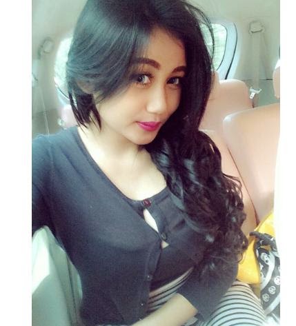 Foto HOT No cencored Pamela Safitri Toket Gede Tanktop Biru Hot Abis