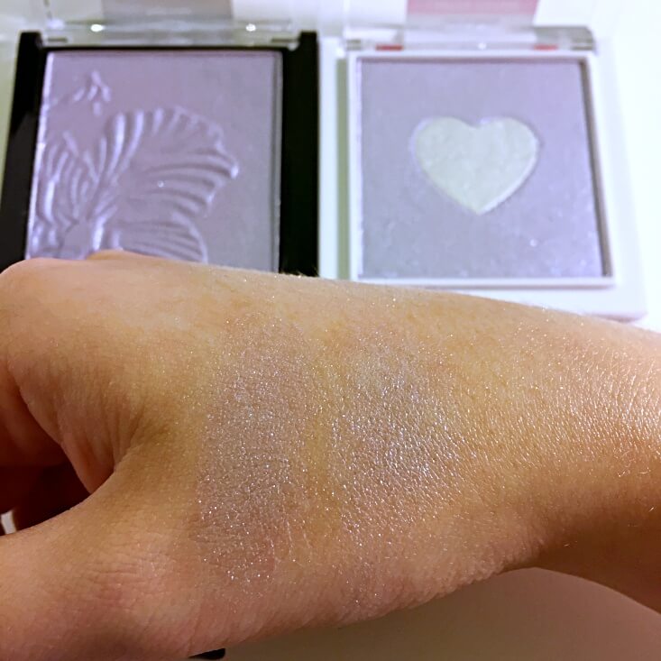 wet n wild megaglo Highlighting Powders Swatches