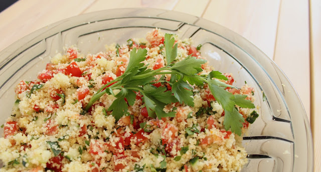 TheBlondeLion Recipe Food Tabouleh Salad Bulgur Healthy http://www.theblondelion.com/2015/07/food-tabouleh-die-perfekte-grillbeilage.html