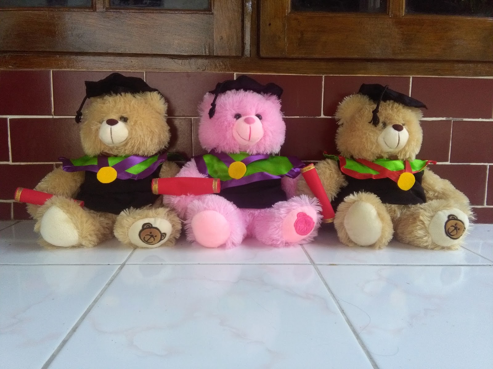 tempat beli boneka wisuda flannel dan teddy di madiun tempat beli boneka wisuda flannel dan teddy di madiun